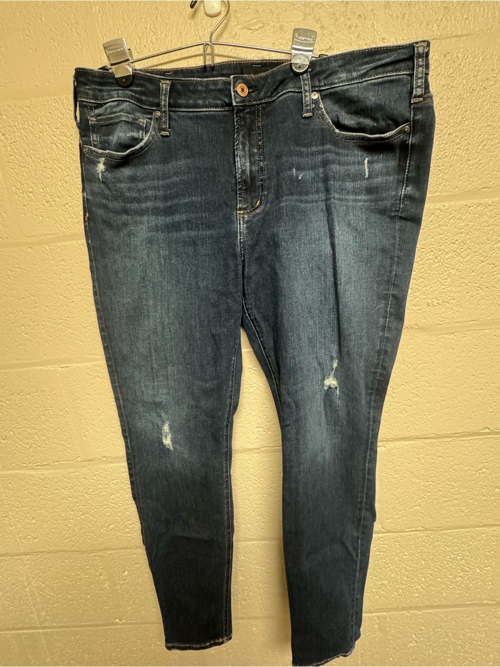 Silver Jeans Dark Blue Most Wanted Skinny Jeans with Distressed Details